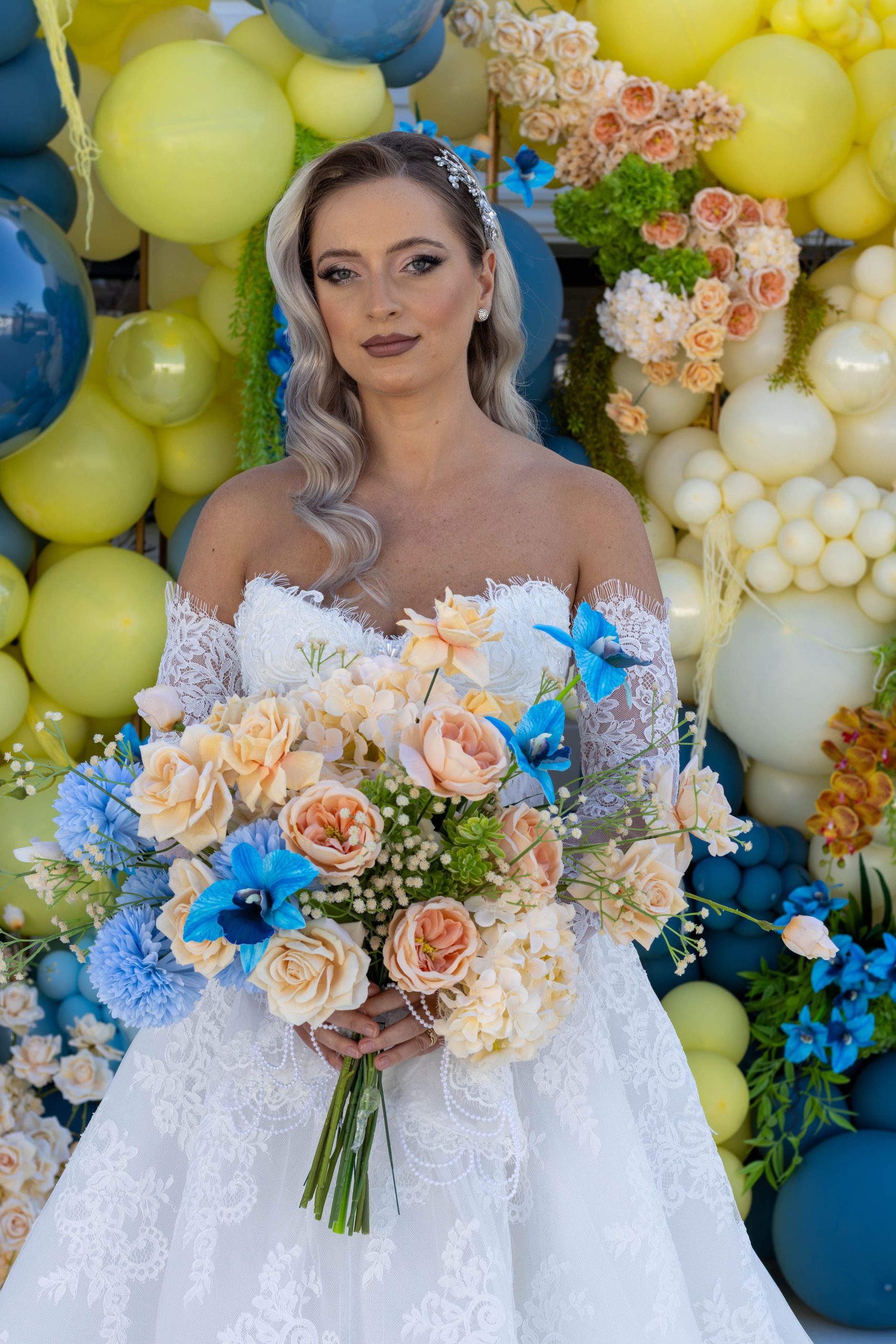 Fotografie mireasă buchet – Mirra – HB Photography