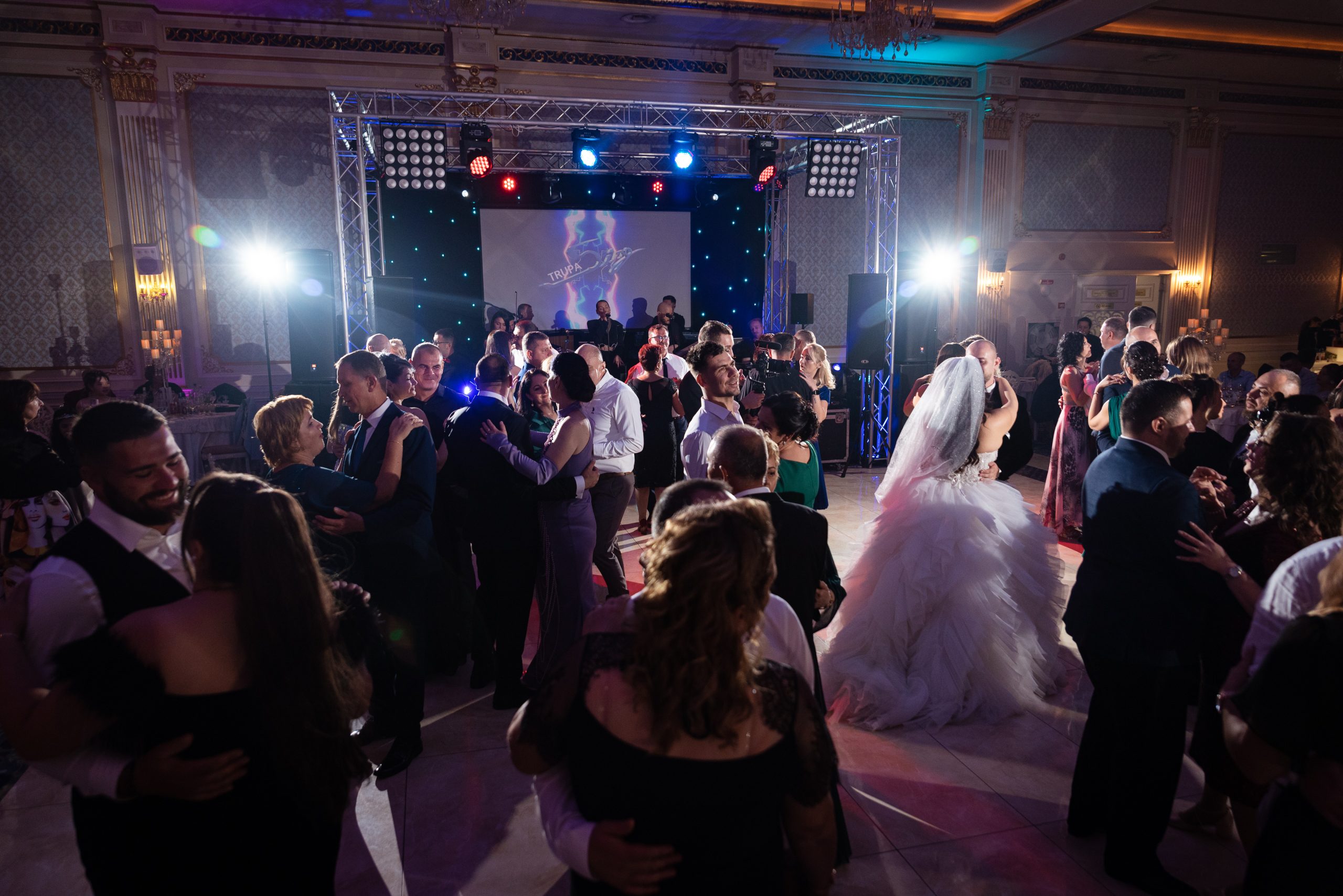 Organizare evenimente și nunți – wedding planner Galați – HB Photography & Films